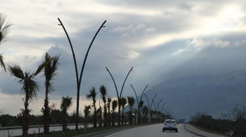 Muradiye-menemen Yolu Aydınlanacak