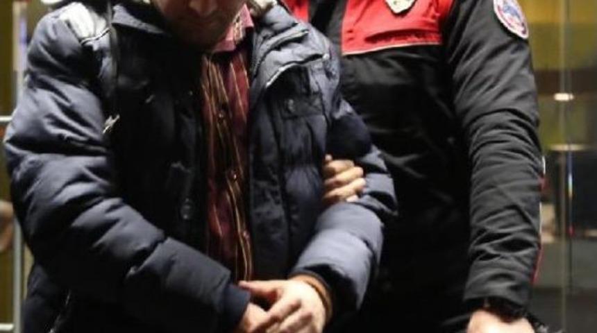 Sahte Kimlikle Kredi &Ccedil;ekmek Isteyince Yakalandı