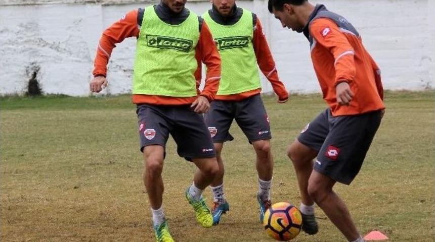 Adanaspor, Gen&ccedil;lerbirliği Ma&ccedil;ının Hazırlıklarını S&uuml;rd&uuml;r&uuml;yor