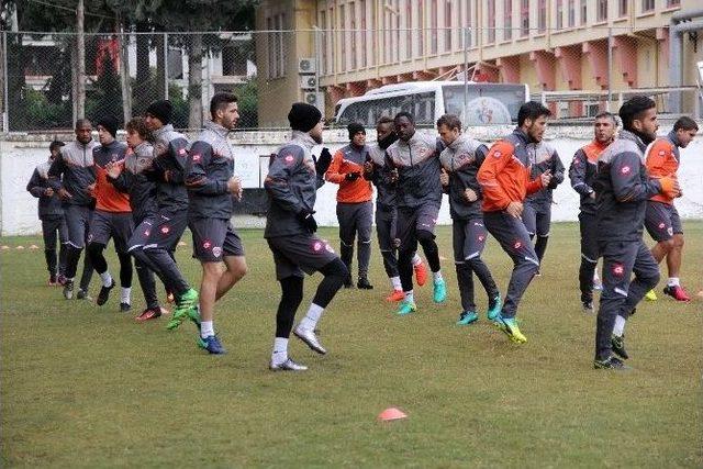 Adanaspor, Gençlerbirliği Maçının Hazırlıklarını Sürdürüyor