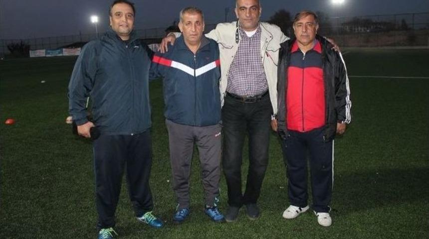 (&ouml;zel Haber) Kul&uuml;b&uuml;n Hem Başkanı Hem Şof&ouml;r&uuml; Hem De Malzemecisi