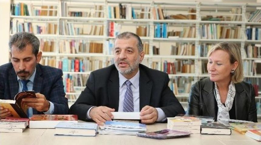 İste&rsquo;de &rsquo;okuma Seansları&rsquo; Başladı