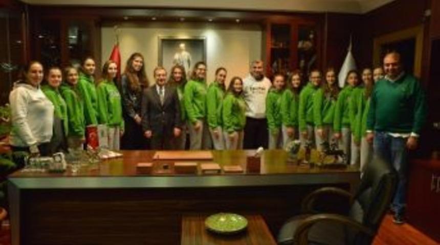 Şampiyon Kızlar Ata&ccedil;&rsquo;a Hedeflerini Anlattı