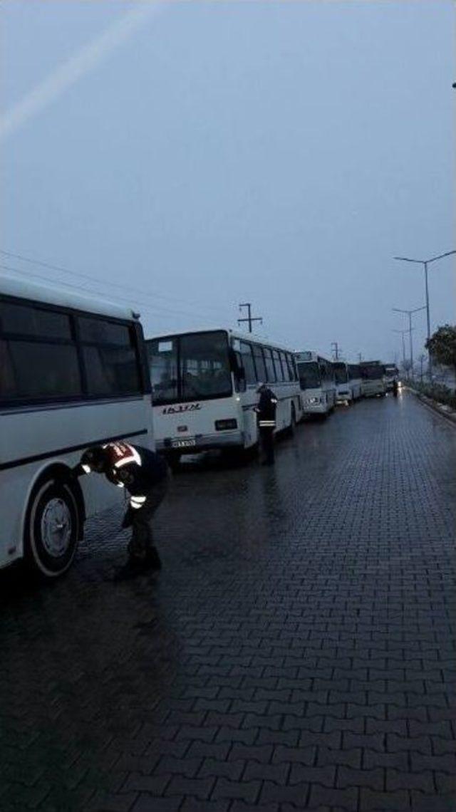 Büyükşehir Belediyesi Ve Jandarmadan Kış Lastiği Denetimi