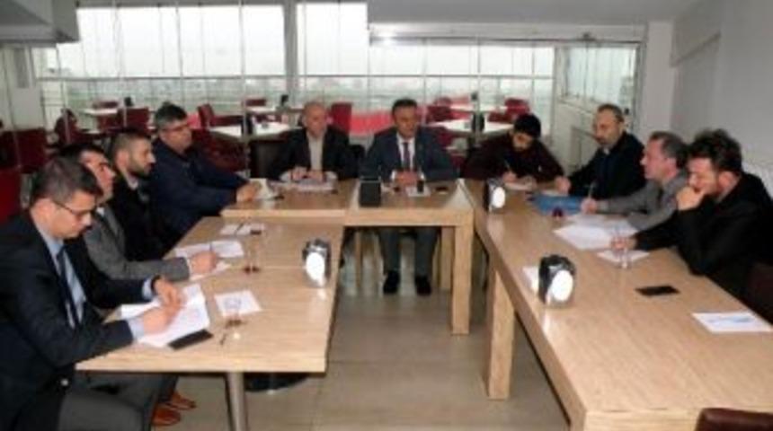 Yetkisiz Kişiler Mağdur Ediyor