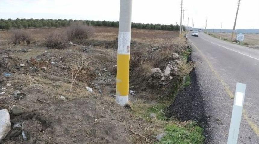 Dilek Mahallesinde Temizlik Ve Islah &Ccedil;alışmaları Başladı