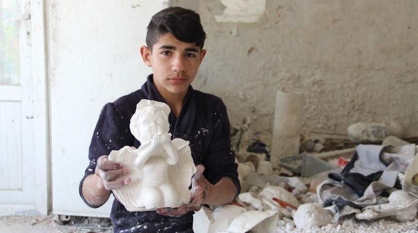 Heykellerin K&uuml;&ccedil;&uuml;k Ustası