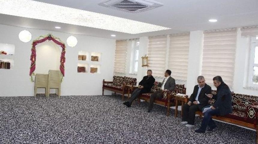 Başkan Dimez İmam Hatip Ortaokulundaki Yenilikleri İnceledi