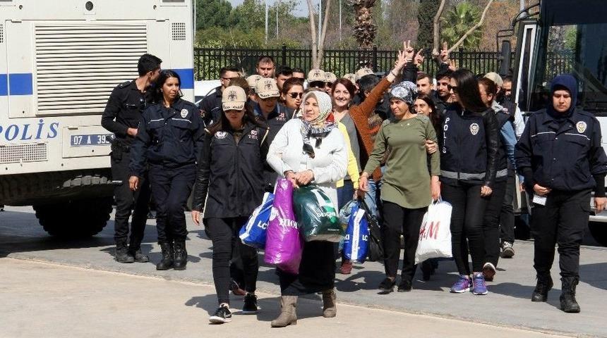 Antalya&rsquo;da Pkk Operasyonu: 18 G&ouml;zaltı