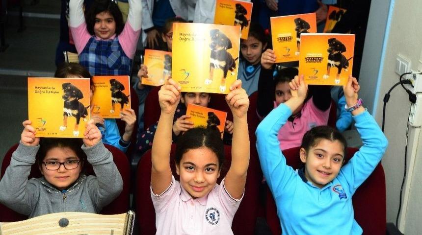 Beylikd&uuml;z&uuml;&rsquo;nde Miniklere Hayvan Sevgisi Aşılanıyor