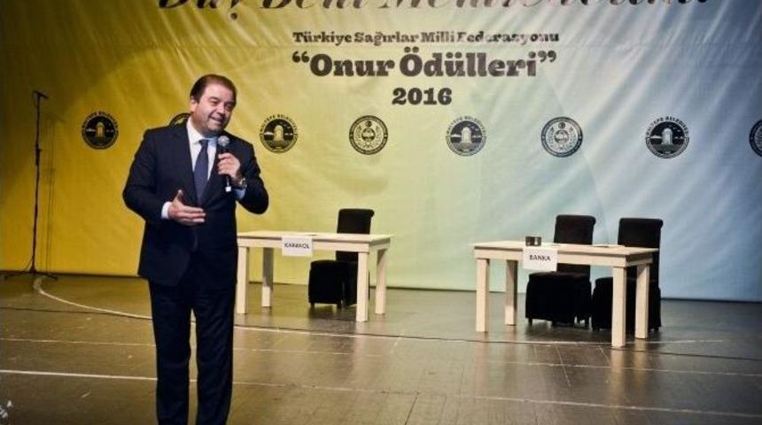 İşaret Diliyle "duy Beni Memleketim" Dediler