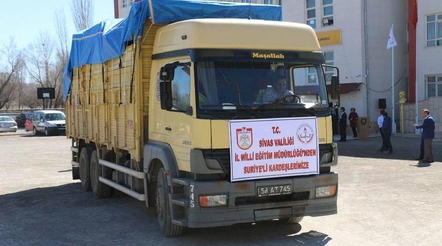 Sivas&rsquo;tan Suriyeli &Ouml;ğrencilere 2 Tır Yardım