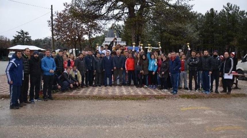Bilecik&rsquo;te Okullar Arası Kros M&uuml;sabakaları Sona Erdi
