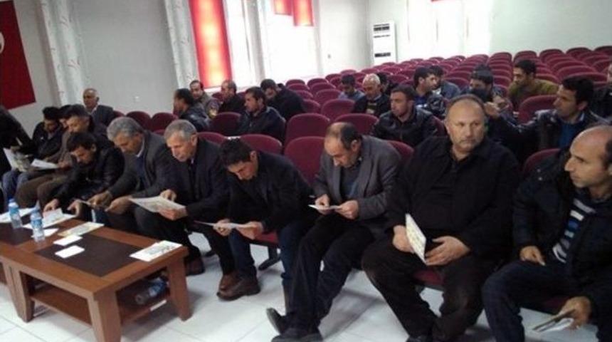 &Ccedil;elikhan&rsquo;da Okul Servis Şof&ouml;rlerine Seminer Verildi