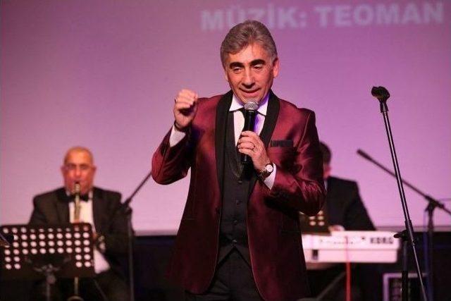 &Ouml;ğretmenler G&uuml;n&uuml; Konserinde Ali Rıza Saltık R&uuml;zgarı 1