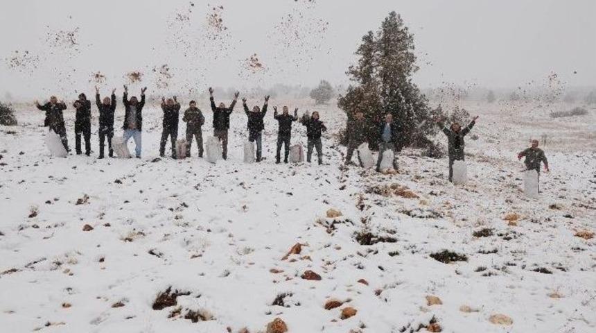 Mersin&rsquo;e Mevsimin İlk Karı D&uuml;şt&uuml;