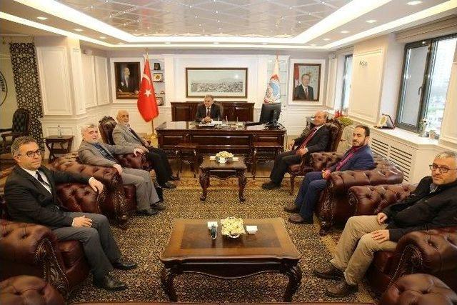 G&ouml;n&uuml;ll&uuml; K&uuml;lt&uuml;r Kuruluşları Melikgazi Belediyesini Ziyaret Etti 1