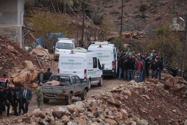 Cenazeleri De Yolda Kaldı 1