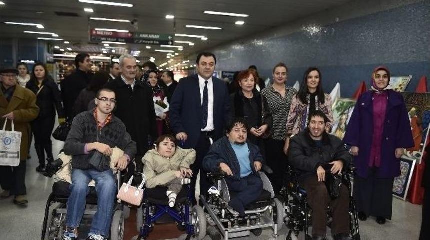 Ankara B&uuml;y&uuml;kşehirden &ldquo;engelliler G&uuml;n&uuml;&rdquo; Sergisi