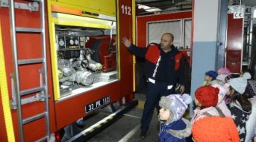 Minik &Ouml;ğrenciler İtfaiye&rsquo;de