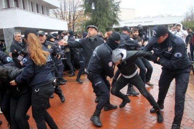 Ktü Rektörlüğü Önünde ‘Ring Otobüs’ Arbedesi