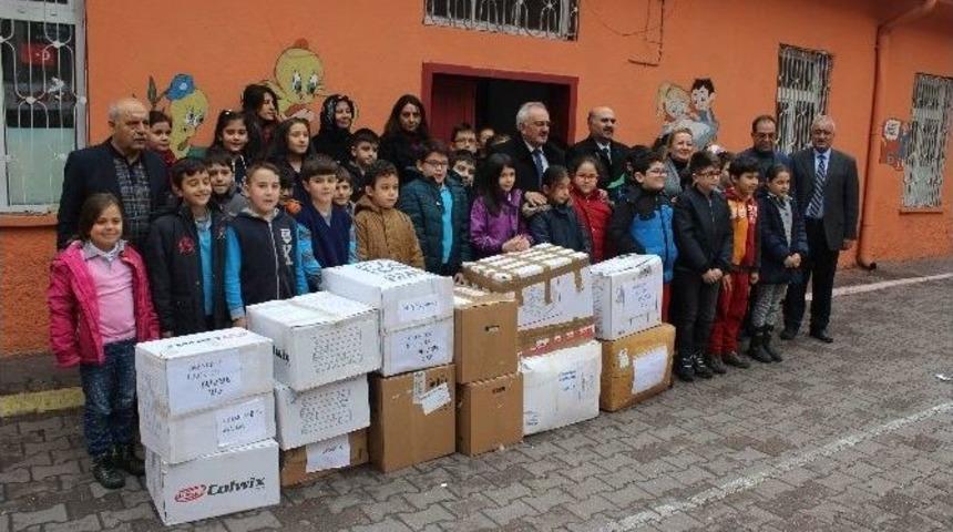 İlkokul &Ouml;ğrencilerinden Anlamlı Yardım