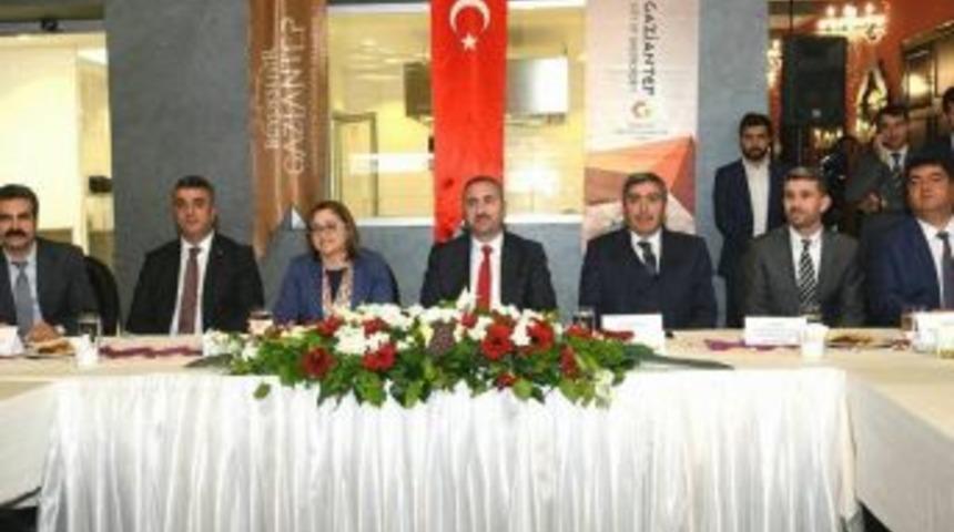 G&uuml;nder, Referandumda Eveti Destekliyor