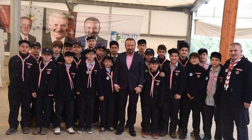 İzciler Kampta Kaldı