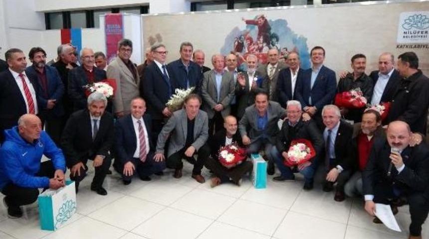 Bursa'da "efsane Avni Aker'e Veda Belgeseli" I&ccedil;in Gala Gecesi