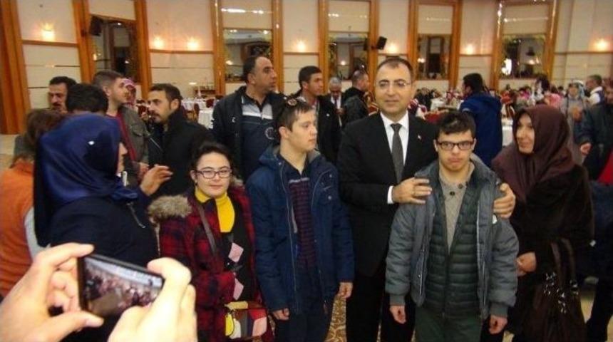 Malatya&rsquo;da 3 Aralık D&uuml;nya Engelliler G&uuml;n&uuml; Programı D&uuml;zenlendi