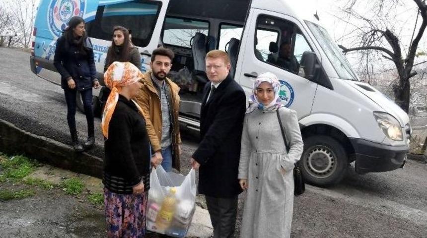 10 Aileye Gıda Yardımı Yapıldı