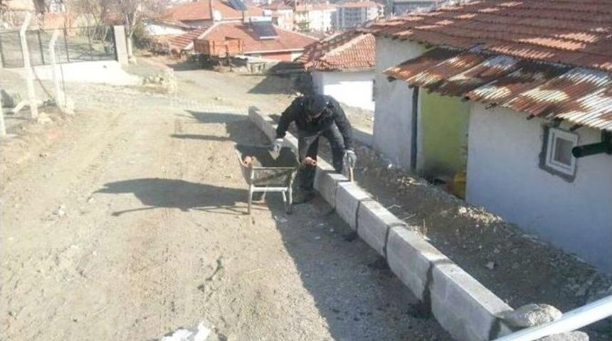 Sungurlu&rsquo;da Yol &Ccedil;alışmaları S&uuml;r&uuml;yor