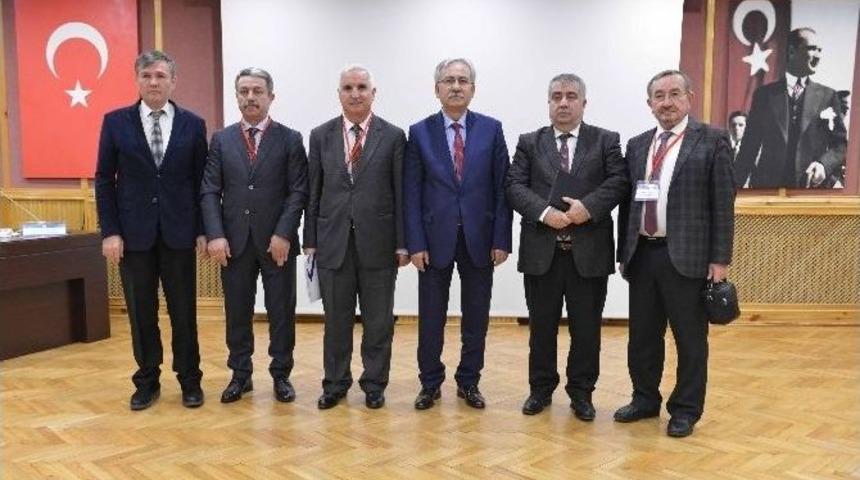 Rekt&ouml;r Kaplan: &ldquo;islamofobi Kelimesini Dilimizden &Ccedil;ıkarmalıyız&rdquo;