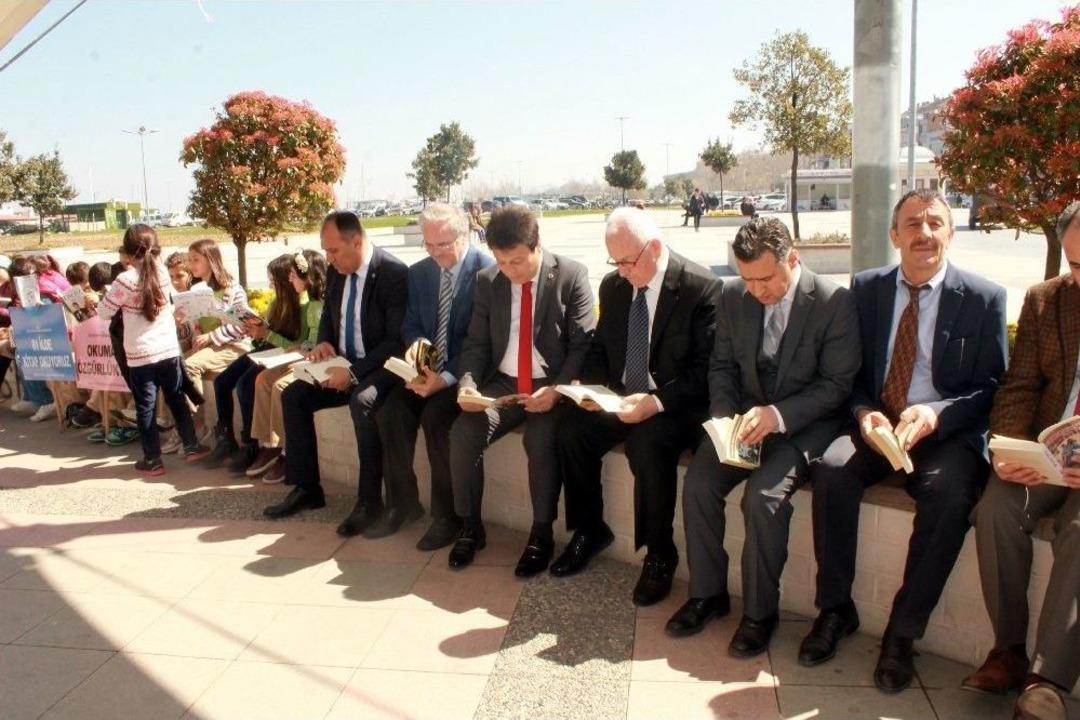 Yalova&rsquo;da Kitap İ&ccedil;in Zaman Durdu