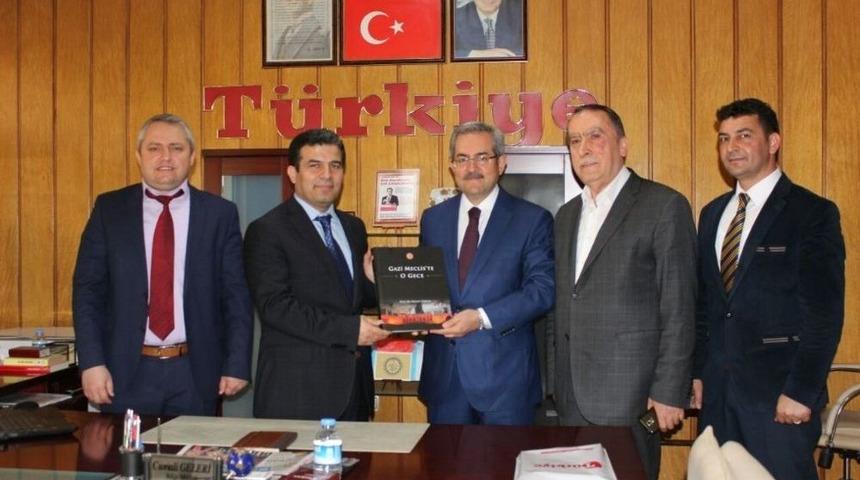 Milletvekili Necdet &Uuml;n&uuml;var O Geceyi Anlattı