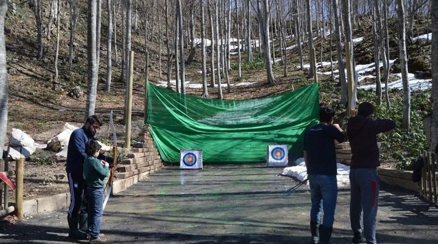 Diriliş Kampı Gen&ccedil;lere Eğlenceli Anlar Yaşattı