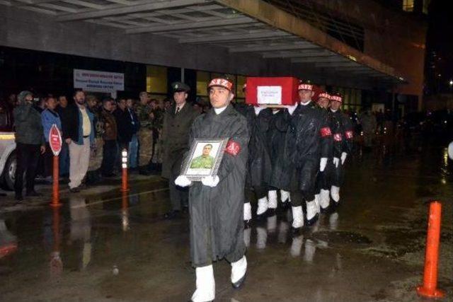 Kalp Krizi Sonucu Şehit Olan Askere Uğurlama Töreni