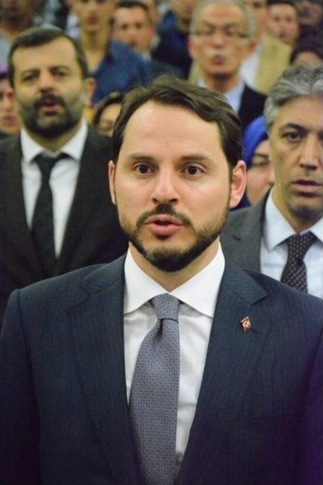 Enerji Ve Tabii Kaynaklar Bakanı Berat Albayrak: