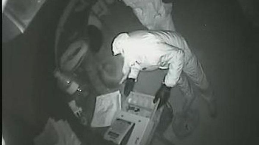 İşyerinden Hırsızlık Yapan 3 Ş&uuml;pheli Tutuklandı