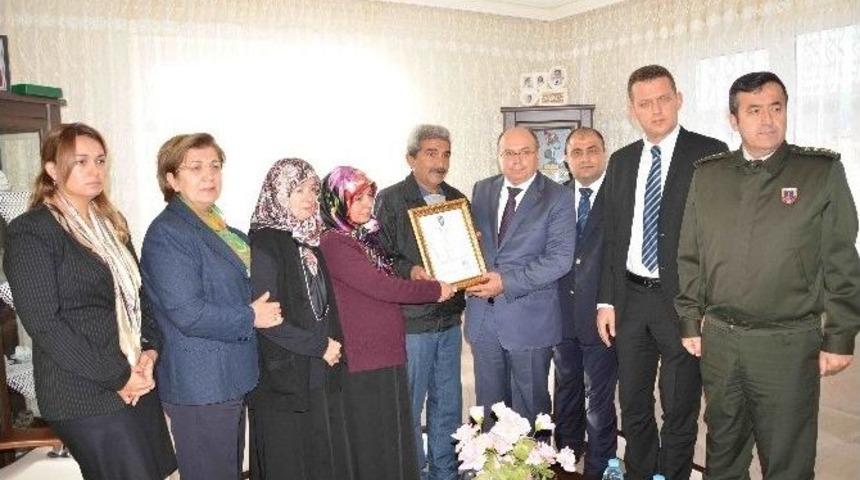 Şehit Altınsoy&rsquo;un Ailesine "şehadet" Beratı