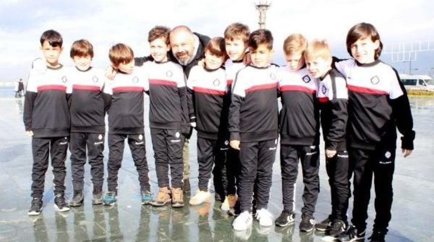 Altay'da Biçer Inanıyor