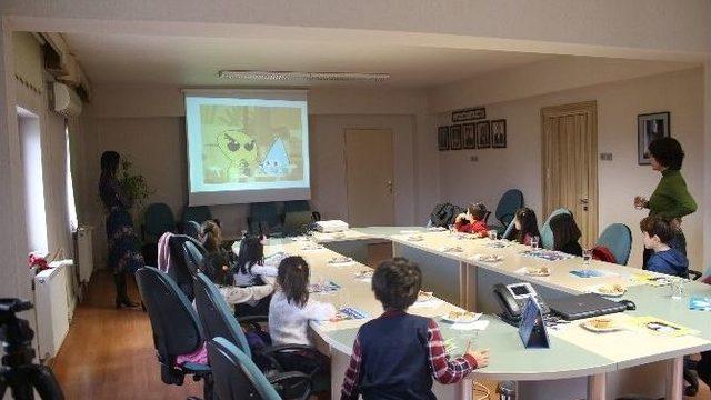 Anaokulu Öğrencileri Kaski’de