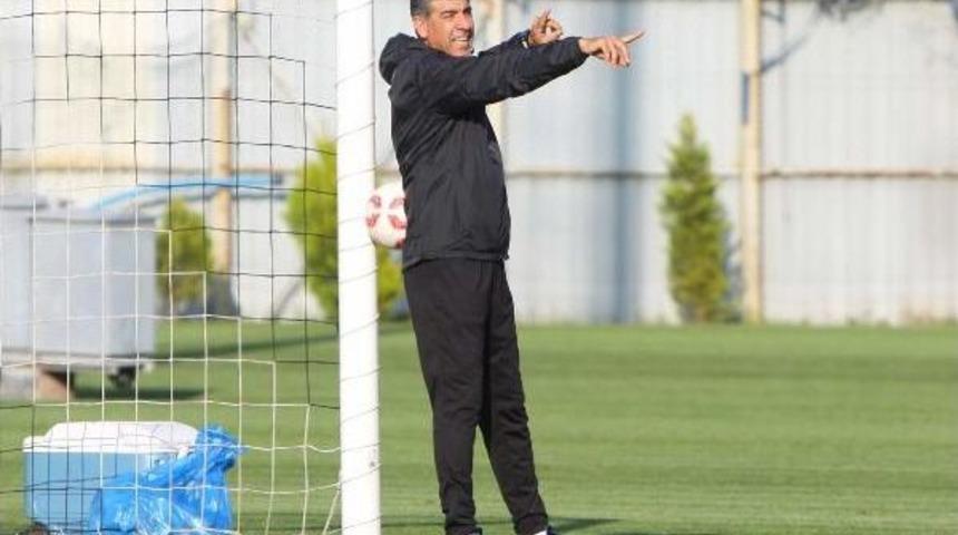 Manisaspor, Sivasspor Hazırlıklarını S&uuml;rd&uuml;r&uuml;yor