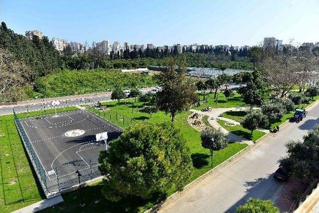 Muratpaşa Belediyesi 4 Parkını Açıyor