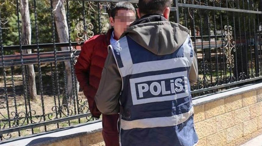 Sivas Polisi Okul &Ouml;nlerinde G&ouml;z A&ccedil;tırmıyor