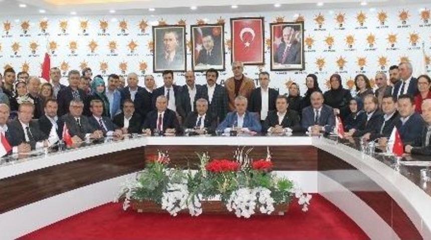 Ak Parti Genel Başkan Yardımcısı Mustafa Ataş Denizli&rsquo;de Partililerle Buluştu