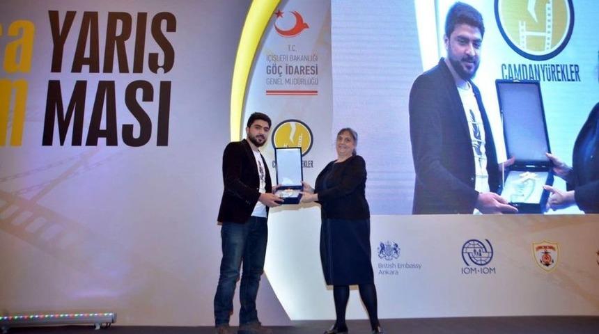 Zeytinburnu G&ouml;steri Sanatları&rsquo;na Kısa Film &Ouml;d&uuml;l&uuml;