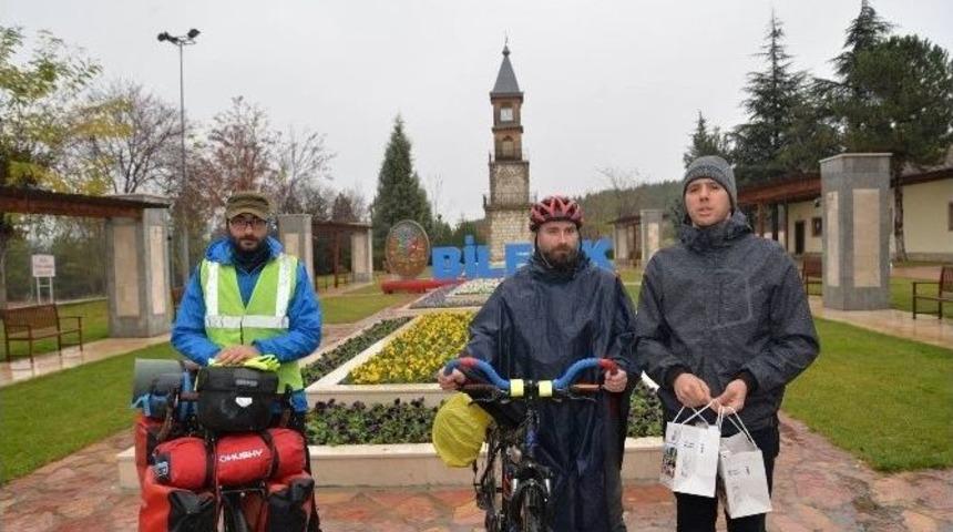 Soğuk Hava Koşulları &rsquo;&rsquo;bisiklet Dostluğuna&rsquo;&rsquo; Engel Olmadı