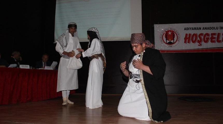 &ldquo;uluslar Arası 8. Arap&ccedil;a Şiir Okuma Ve Metin Canlandırma&rdquo; Yarışmaları D&uuml;zenlendi