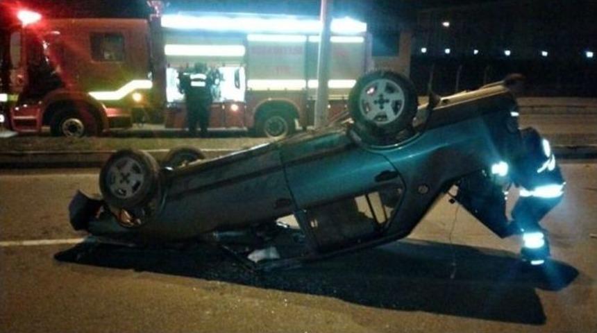 Kontrolden &Ccedil;ıkan Otomobil Takla Attı